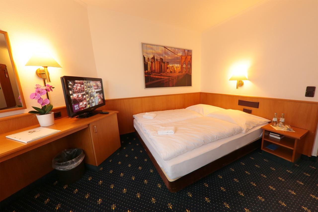 Karaman Group Hotel Bad Nenndorf Exterior foto